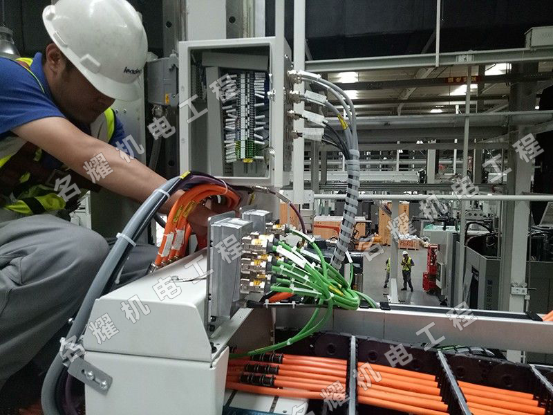 利勃海爾中國(guó)重汽加工中心